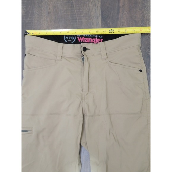 Wrangler ATG All Terrain Gear Pants Mens 32x30 Khaki‎ Outdoor Hiking - Picture 2 of 9